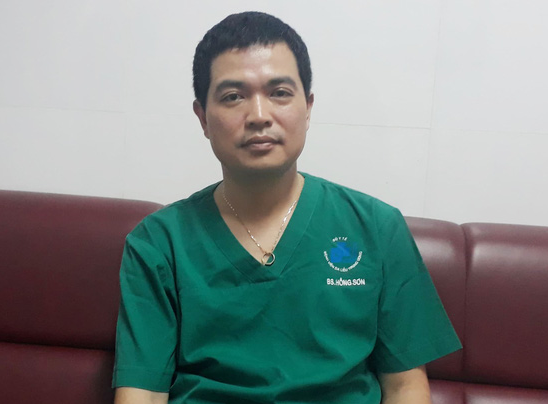 ThS, BS Nguyễn Hồng Sơn, Trưởng khoa Phẫu thuật Thẩm mỹ và Phục hồi chức năng, Bệnh viện Da liễu Trung ương.