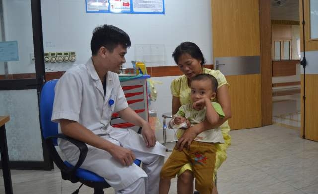 Cháu H. đã bình phục và được các bác sĩ tiếp tục theo dõi sức khỏe tại Bệnh viện đa khoa Hùng Vương.
