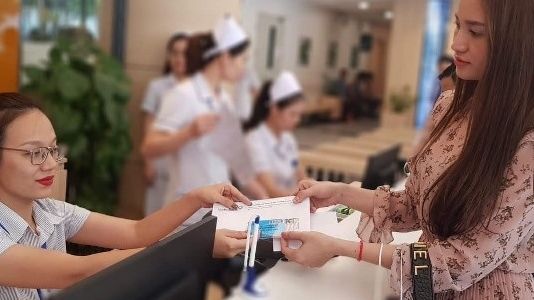 Bệnh viện đầu tiên của Hà Nội mở dịch vụ thẻ khám bệnh