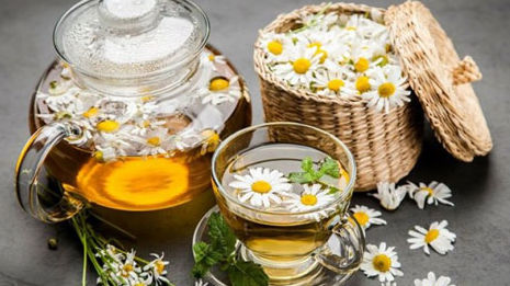 11 tác dụng của trà hoa cúc đối với sức khỏe