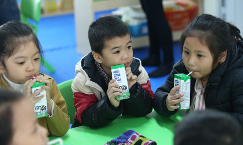 Bộ Y tế công bố quy chuẩn vi chất sữa học đường