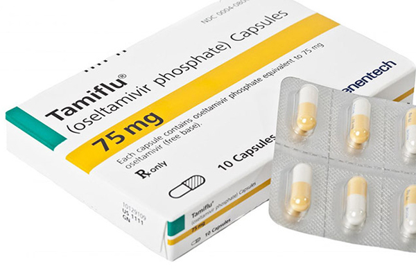 Nhiều BV thông báo khan hiếm thuốc Tamiflu, ngoài thị trường, loại thuốc này đang bị đẩy giá lên 4-5 lần, cao nhất lên tới hơn 2 triệu đồng/vỉ 10 viên.