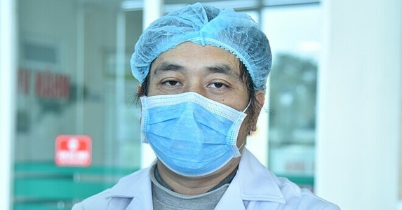 Bác sĩ Nguyễn Trung Cấp - chiến binh kỳ cựu chống corona