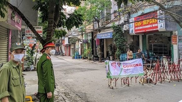 24 hành khách Hải Phòng cùng chuyến bay với ca bệnh số 17 âm tính Covid-19