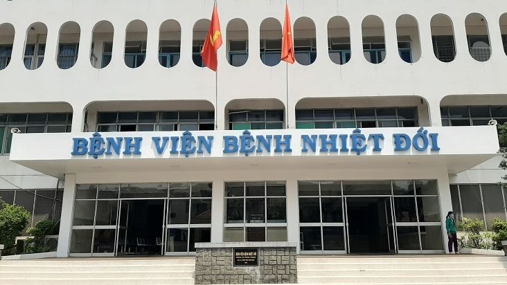 Bệnh nhân 32 về Việt Nam bằng máy bay riêng đã âm tính lần 1