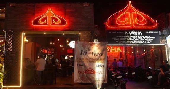 'Cuộc chiến' dập ổ dịch Buddha Bar & Grill