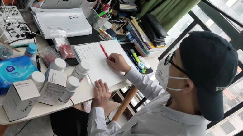 Trong thời gian dịch Covid-19 hoành hành tại Trung Quốc, gần như mọi công việc đã chuyển sang môi trường Internet.