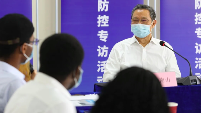 Trung Quốc ngừng thử thuốc do thiếu tình nguyện viên