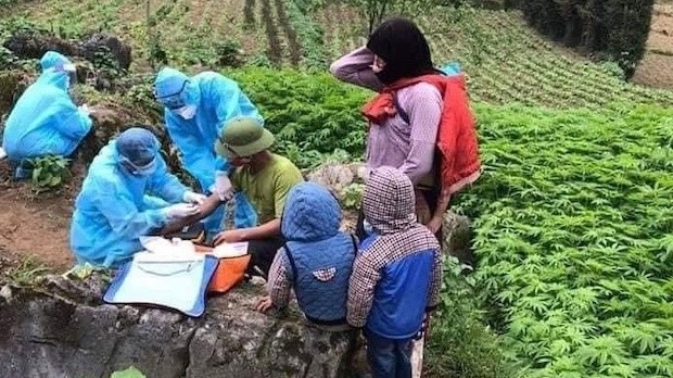 Xét nghiệm nCoV hơn 350 người liên quan thiếu nữ Hà Giang