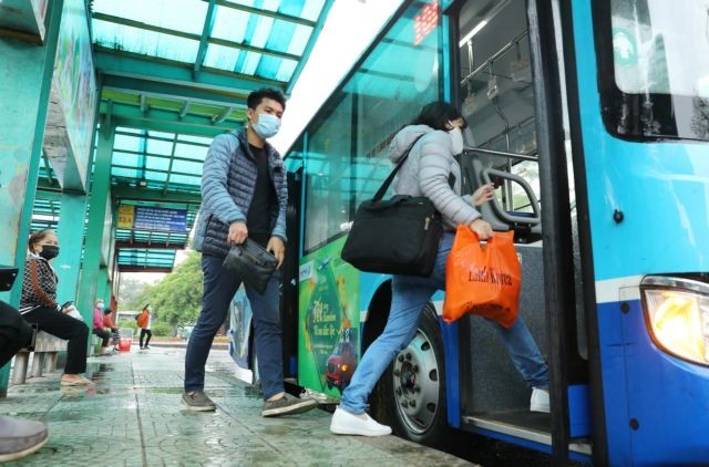 Some bus routes in Hà Nội have resumed operations after being closeddue to COVID-19.