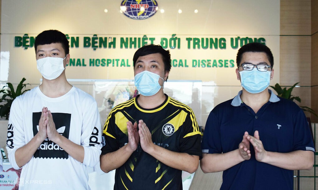 Ba bệnh nhân tổn thương phổi khỏi Covid-19