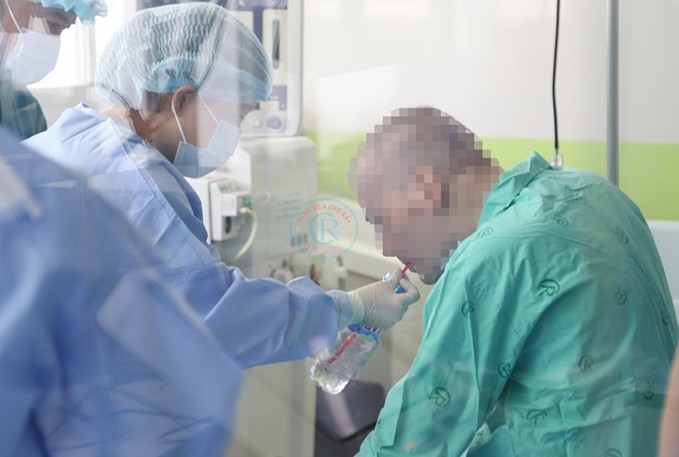 Ngày 12/7 bệnh nhân phi công Anh về nước