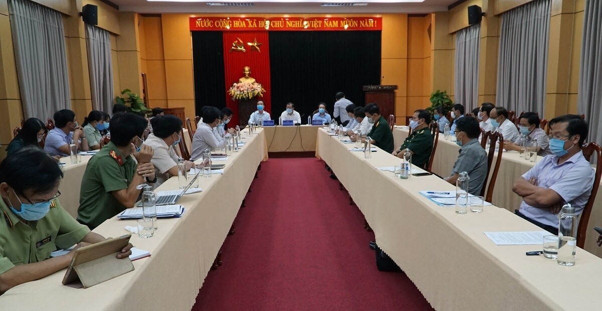 Bệnh nhân Covid-19 ở Quảng Ngãi từng chạy bàn phục vụ 120 khách