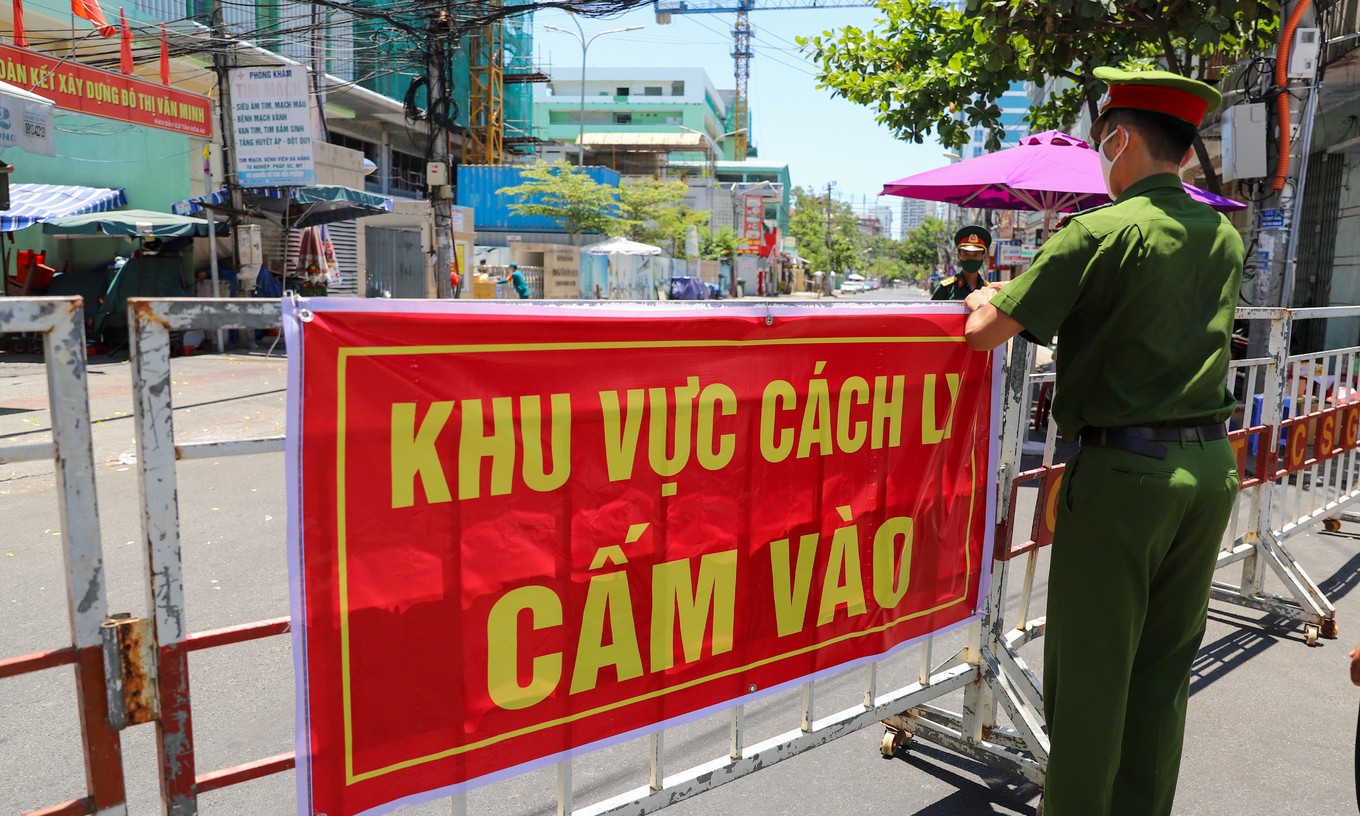 Thêm 3 người TP HCM, 8 người Quảng Nam nhiễm nCoV