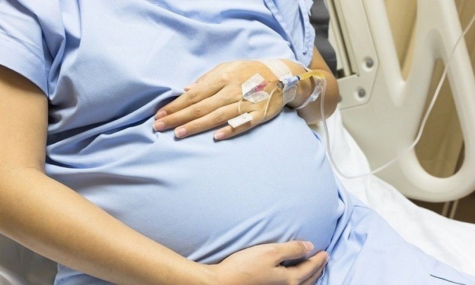 Phụ nữ mang thai nhiễm nCoV có nguy hiểm?