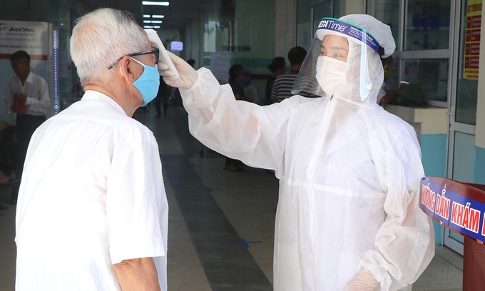Ba bệnh viện mắt ở Hà Nội 'không đảm bảo chống dịch'