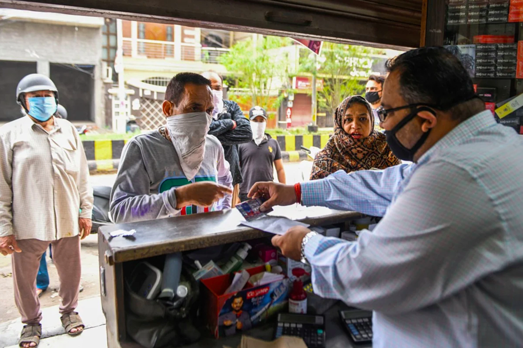 'Hiệu thuốc ảo' bùng nổ thời Covid-19