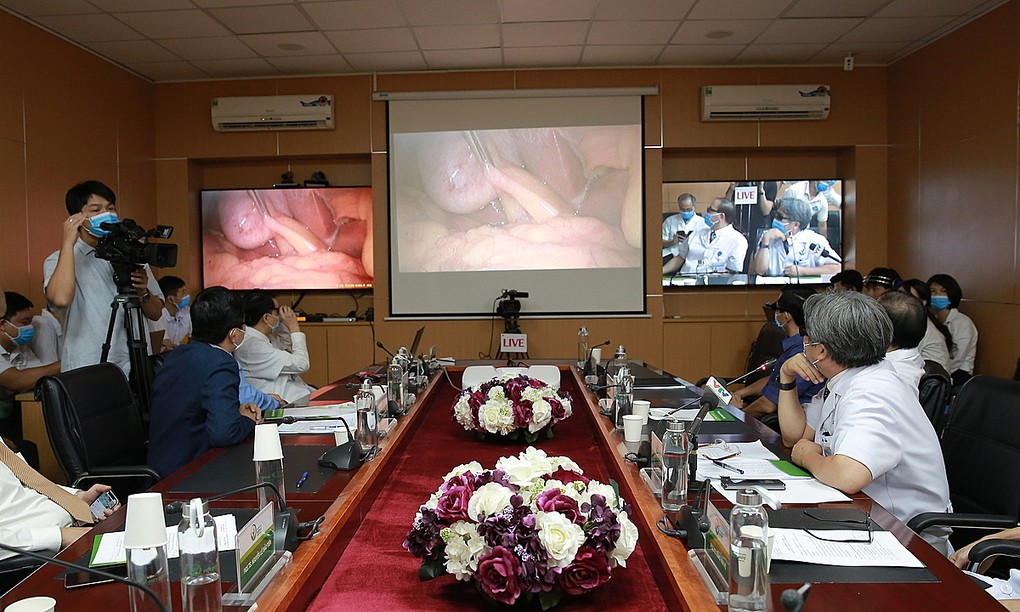 Bệnh viện Việt Đức khai trương trung tâm khám chữa bệnh từ xa