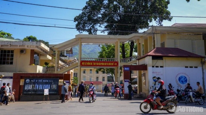 Vụ bé gái tử vong sau tiêm vaccine ở Sơn La: Thêm nhiều cháu nhỏ nhập viện