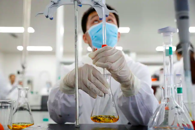 Vaccine Covid-19 Trung Quốc tạo kháng thể thấp