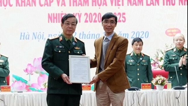 Hội Y học khẩn cấp và Thảm họa Việt Nam ra đời