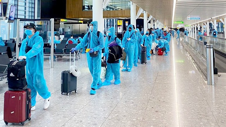Một nhân viên sân bay Tân Sơn Nhất nghi nhiễm nCoV
