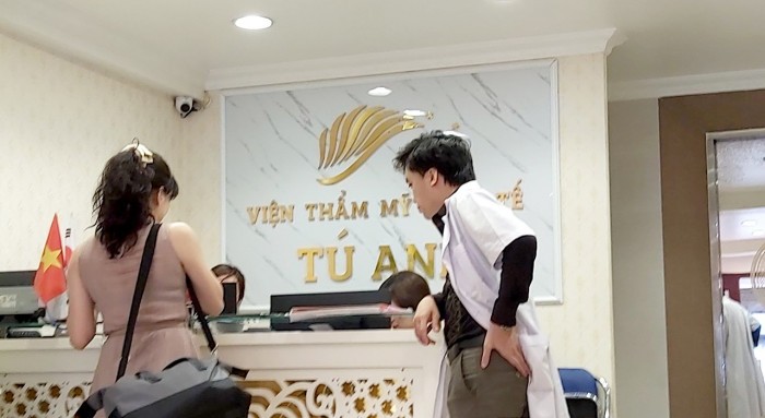 Viện thẩm mỹ quốc tế Tú Anh ngang nhiên giới thiệu dịch vụ phẫu thuật dù không được cấp phép