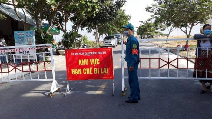 Đà Nẵng đang nỗ lực ngăn chặn dịch bùng phát sau khi ghi nhận 2 ca mắc Covid-19 trong cộng đồng.