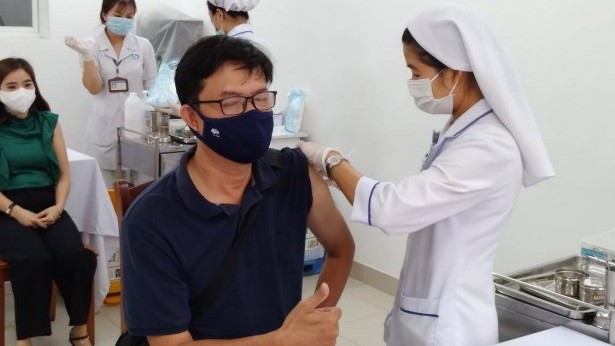 Tiêm vaccine phòng Covid-19 cho hơn 80 phóng viên, nhà báo ở Đồng Nai