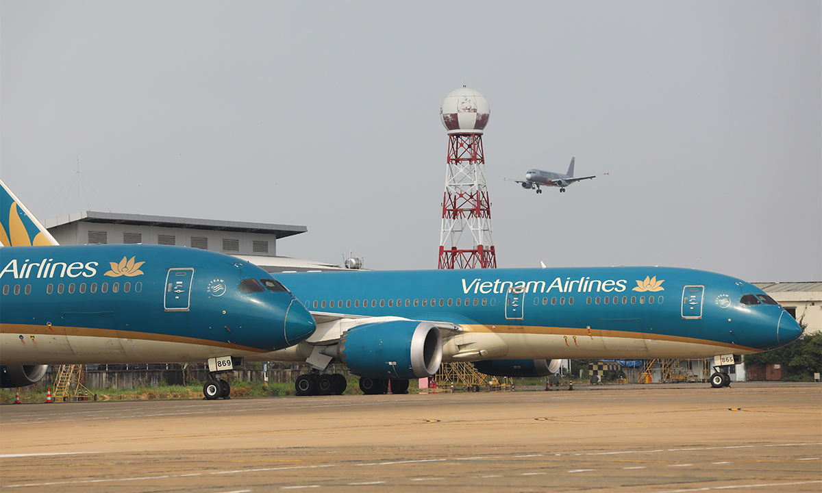 Aircraft seen at Tan Son Nhat International Airport in Ho Chi Minh City in January 2021. Photo by VnExpress/Quynh Tran.