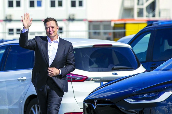 Elon Musk, Giám đốc điều hành Tesla