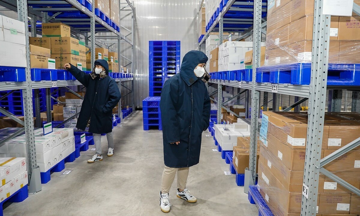 Batches of Covid-19 vaccine doses at a warehouse in HCMC, June 1, 2021. Photo by VnExpress/Huu Khoa.