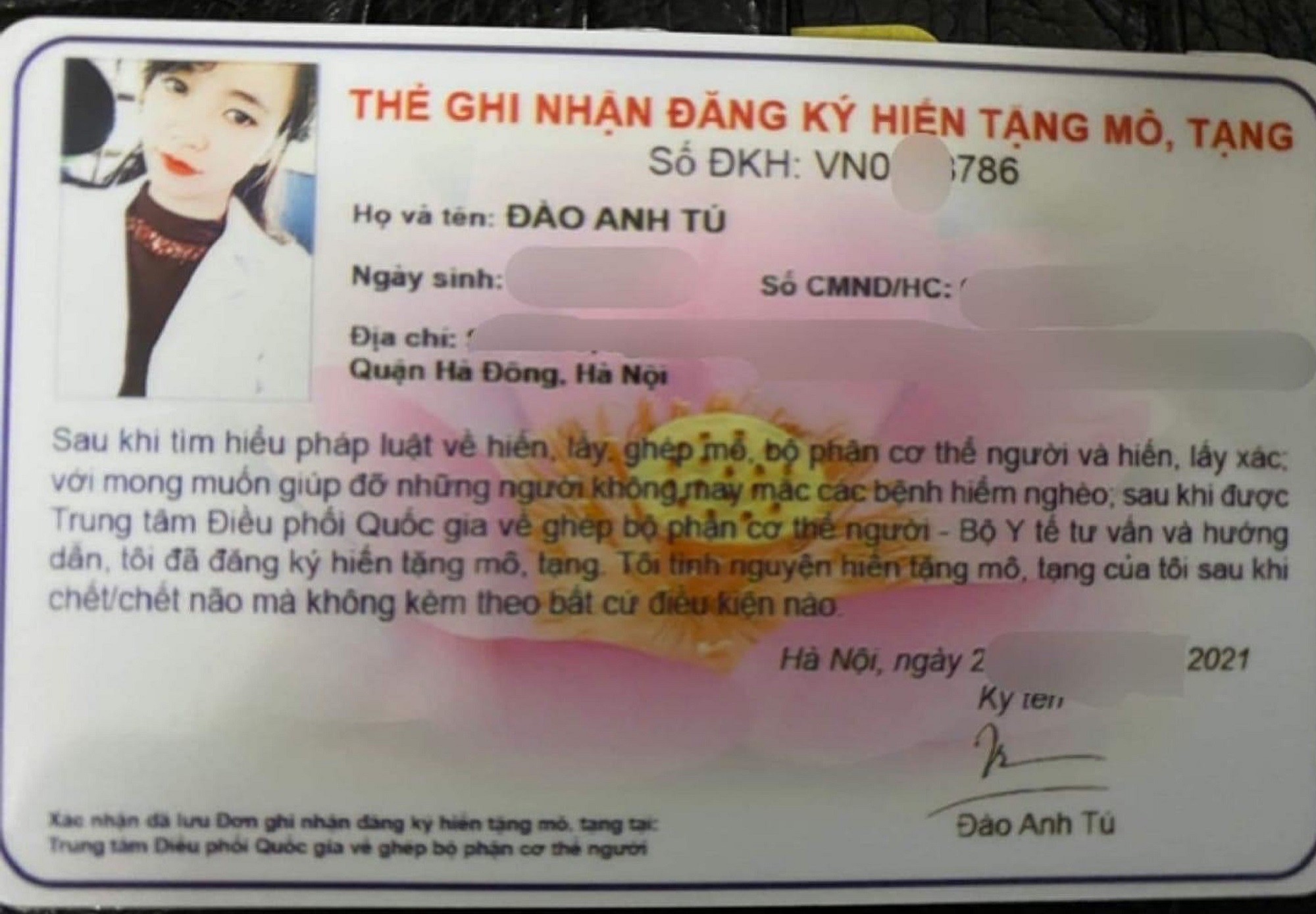 Thẻ ghi nhận đăng ký hiến mô tạng của bác sĩ Tú - Ảnh: NVCC