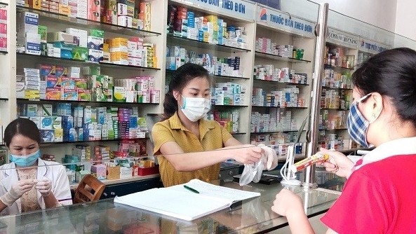 Khánh Hòa yêu cầu hiệu thuốc không bán thuốc hạ sốt cho người dân