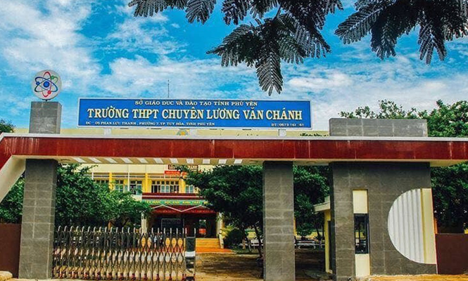 Trường THPT chuyên Lương Văn Chánh đã thông báo đến các trường THCS trên địa bàn tỉnh, liên quan đến ca Covid-19