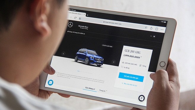 Vietnam begins to make switch to online car sales