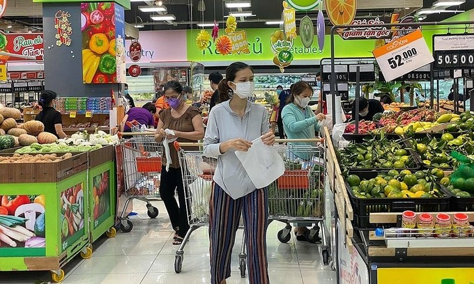 Co.op Xtra Pham Van Dong Supermarket in HCMC. Photo by VnExpres/Tat Dat.