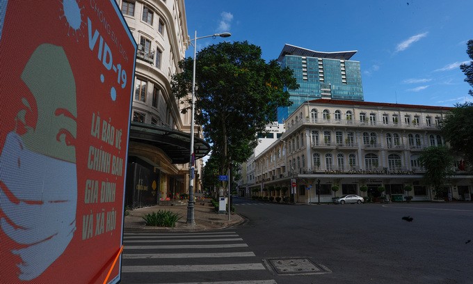 The downtown area of Ho Chi Minh City on July 9, when the city began 15 days of stringent social distancing measures to curb Covid-19. Photo by VnExpress/Huu Khoa.