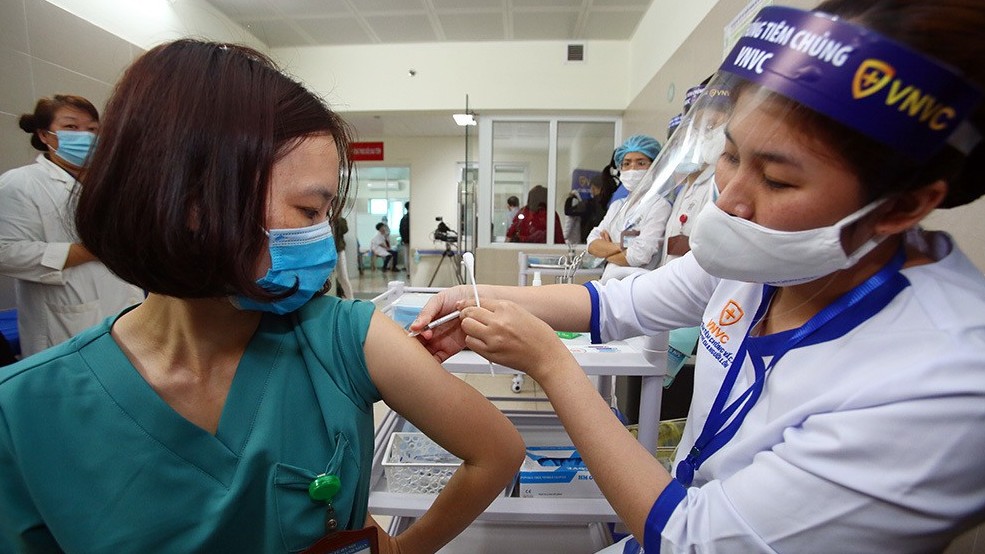 Hai cách để người dân đăng ký tiêm vắc xin Covid-19 ở Hà Nội