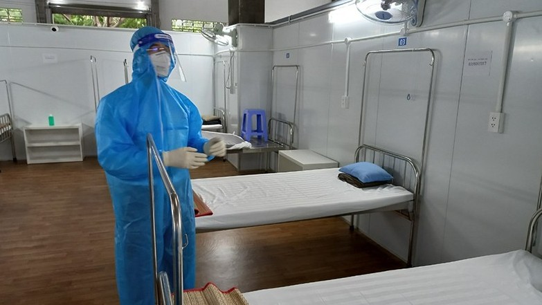 Bệnh viện Bạch Mai, Việt Đức gấp rút triển khai Trung tâm hồi sức Covid-19