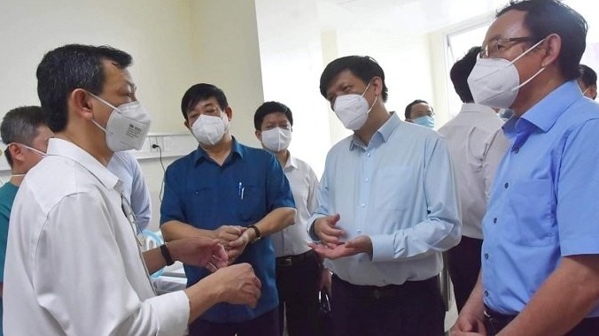 Ho Chi Minh City puts into use intensive care centres for COVID-19 treatment