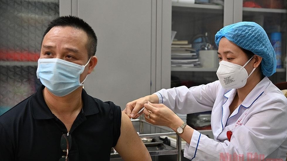 Bộ Y tế sẽ điều chuyển vaccine Covid-19 của những địa phương tiêm chậm