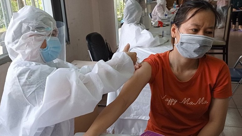 Đồng Nai bắt đầu tiêm vaccine cho công nhân