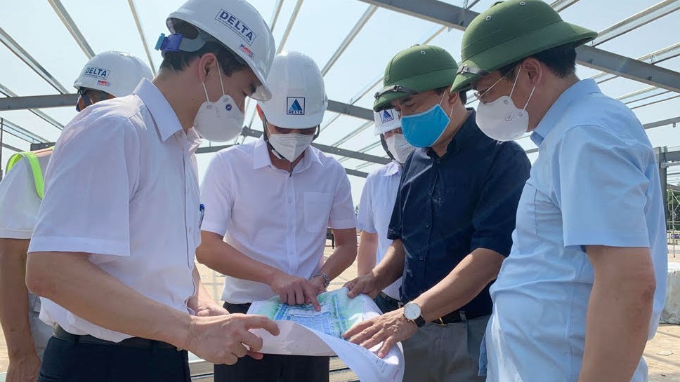 Khảo sát việc xây dựng bệnh viện dã chiến và khu cách ly tập trung trên địa bàn Hà Nội