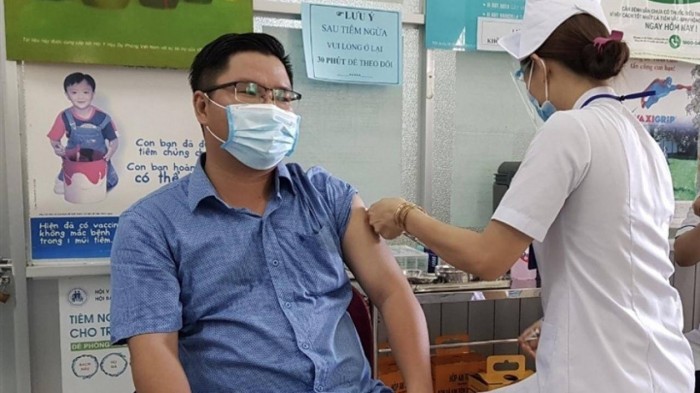 Tiêm vaccine tại Trung tâm Y tế quận Ninh Kiều, TP. Cần Thơ. Ảnh: CTV