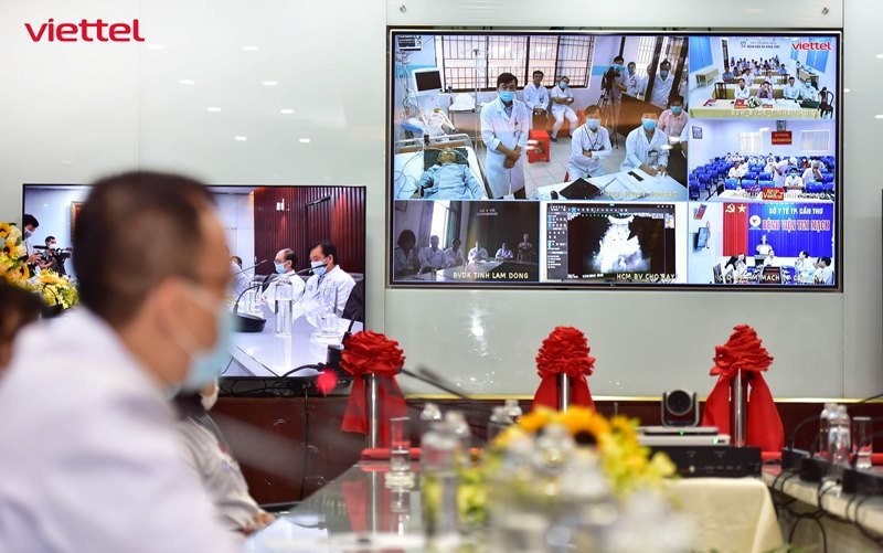 Hội chẩn qua nền tảng Telehealth.