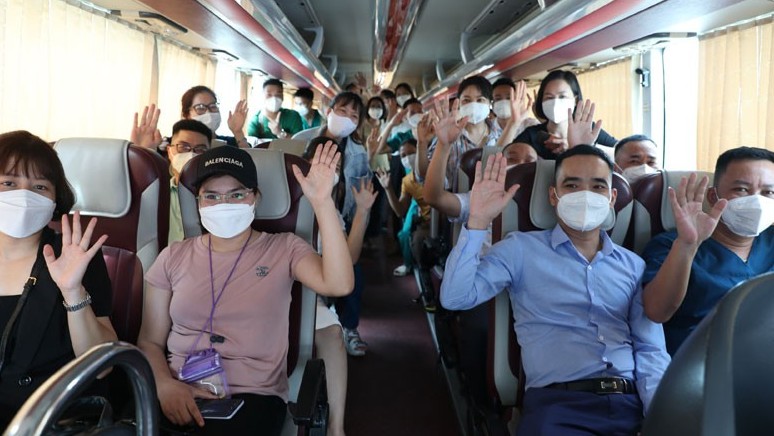 91 cán bộ y tế Bắc Giang tiếp tục lên đường giúp miền nam chống dịch