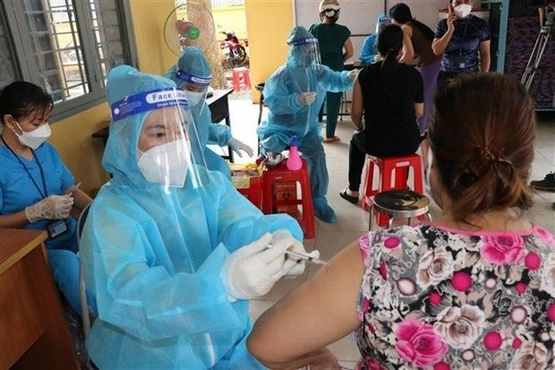 Binh Duong begins injecting 1 million Vero Cell vaccine doses (Photo: VNA)