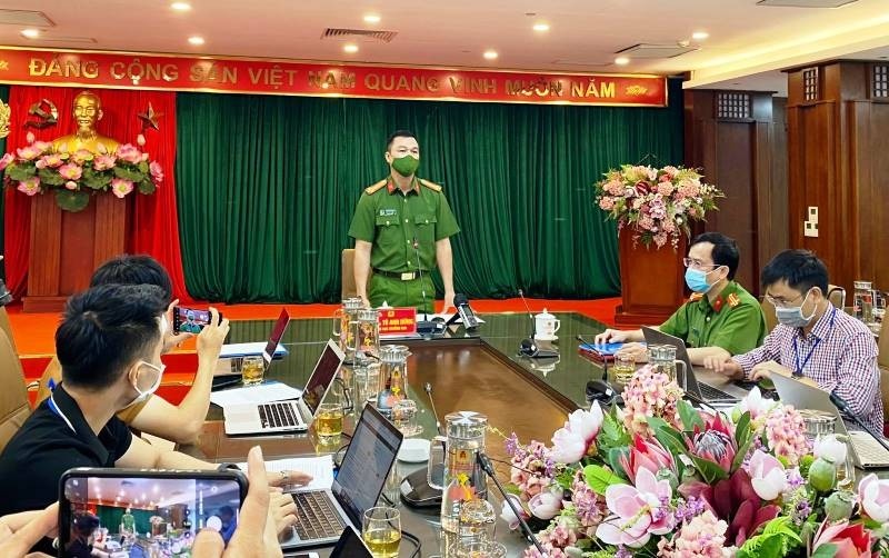 by Senior Lieutenant Colonel To Anh Dung, Deputy Director of C06 speaks at a press briefing.