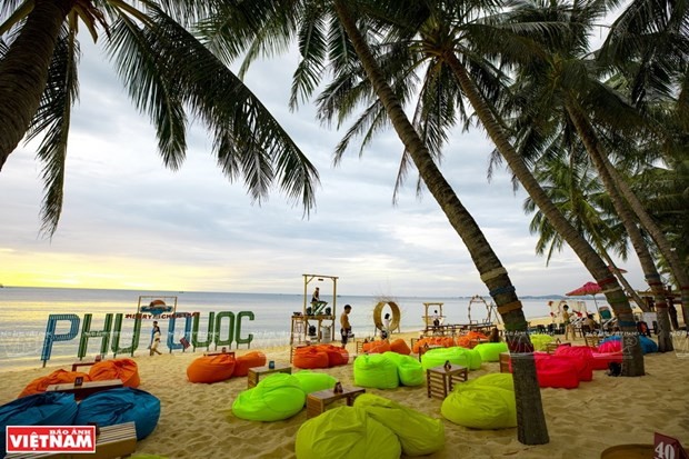 Phu Quoc Island in Kien Giang province expects to welcome international visitors with vaccine passports. (Photo: Vietnam Pictorial)